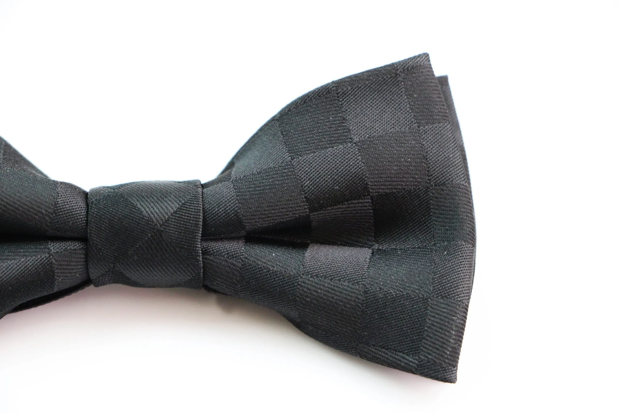 Boys Black Checkered Patterned Bow Tie