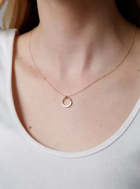 Contour Necklace