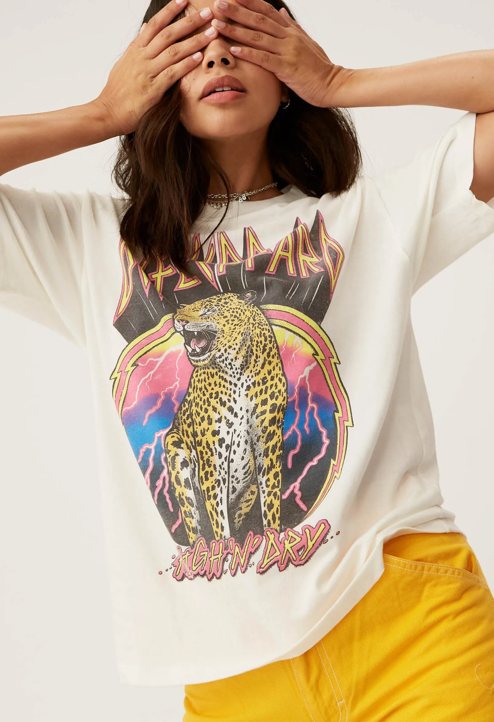 Daydreamer - Def Leppard High N Dry Weekend Tee