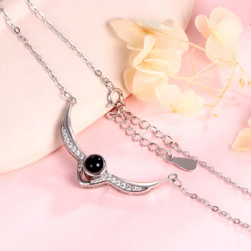 Female Angel Wings Diamond Projection Necklace