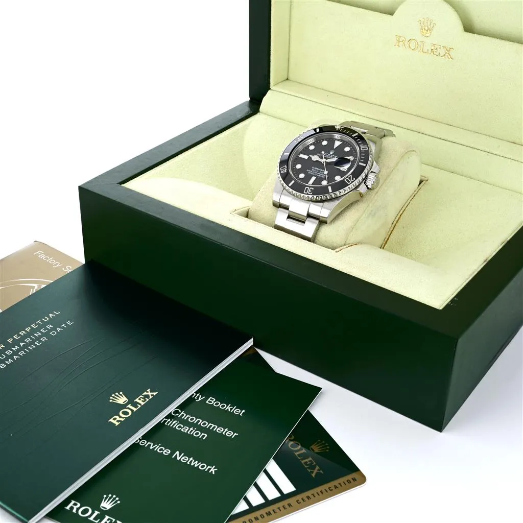 Rolex 40mm Submariner Date, Black Dial, Round Index, Ceramic Insert Bezel - 116610LN