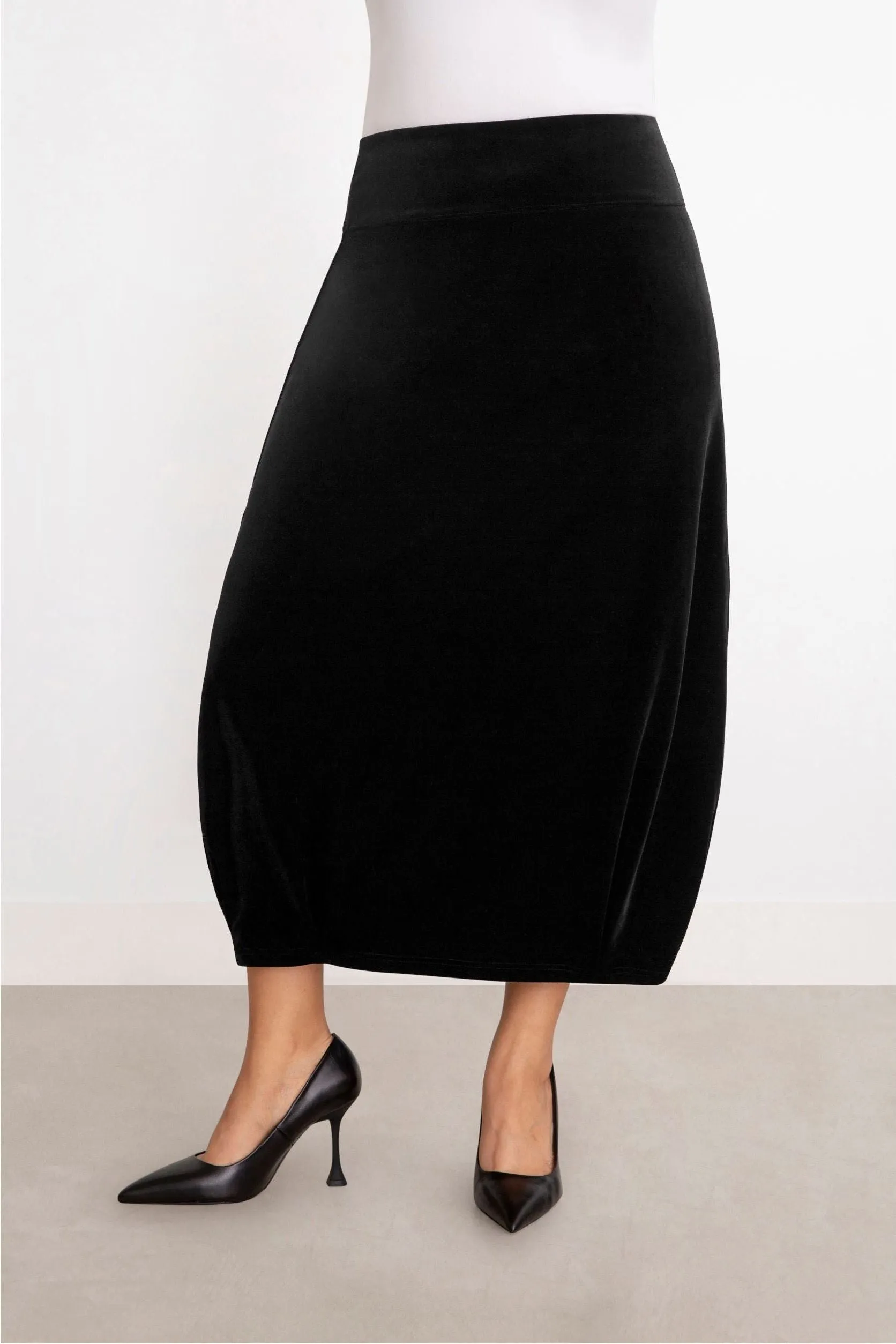 Sympli Savvy Velvet Pleat Hem Skirt - Style V3613